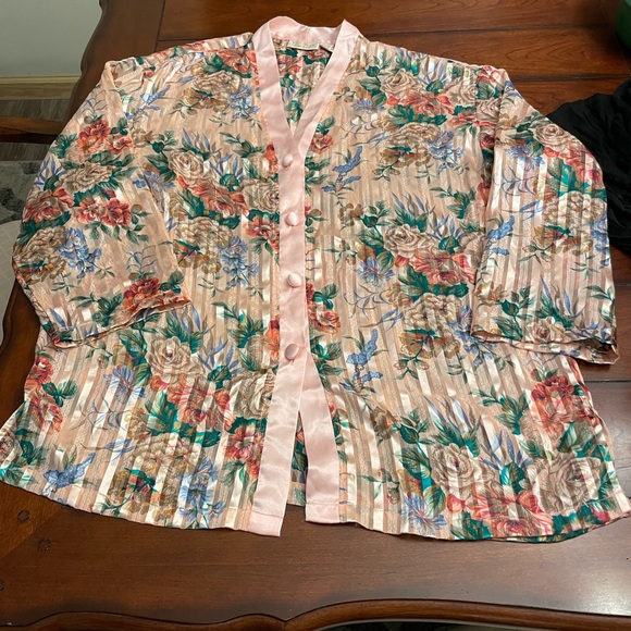 Victoria’s‎ Secret Gold Label Vintage Sheer Floral Blouse - Picture 1 of 10